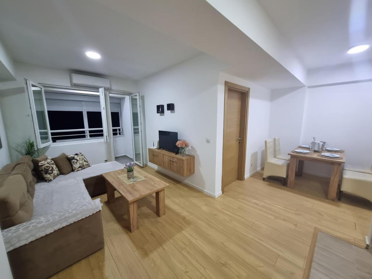 Golden Sun Skopje Apartment Exterior foto