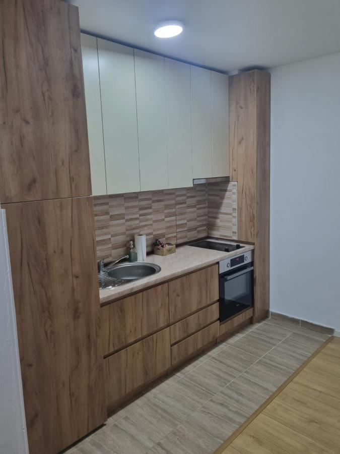 Golden Sun Skopje Apartment Exterior foto